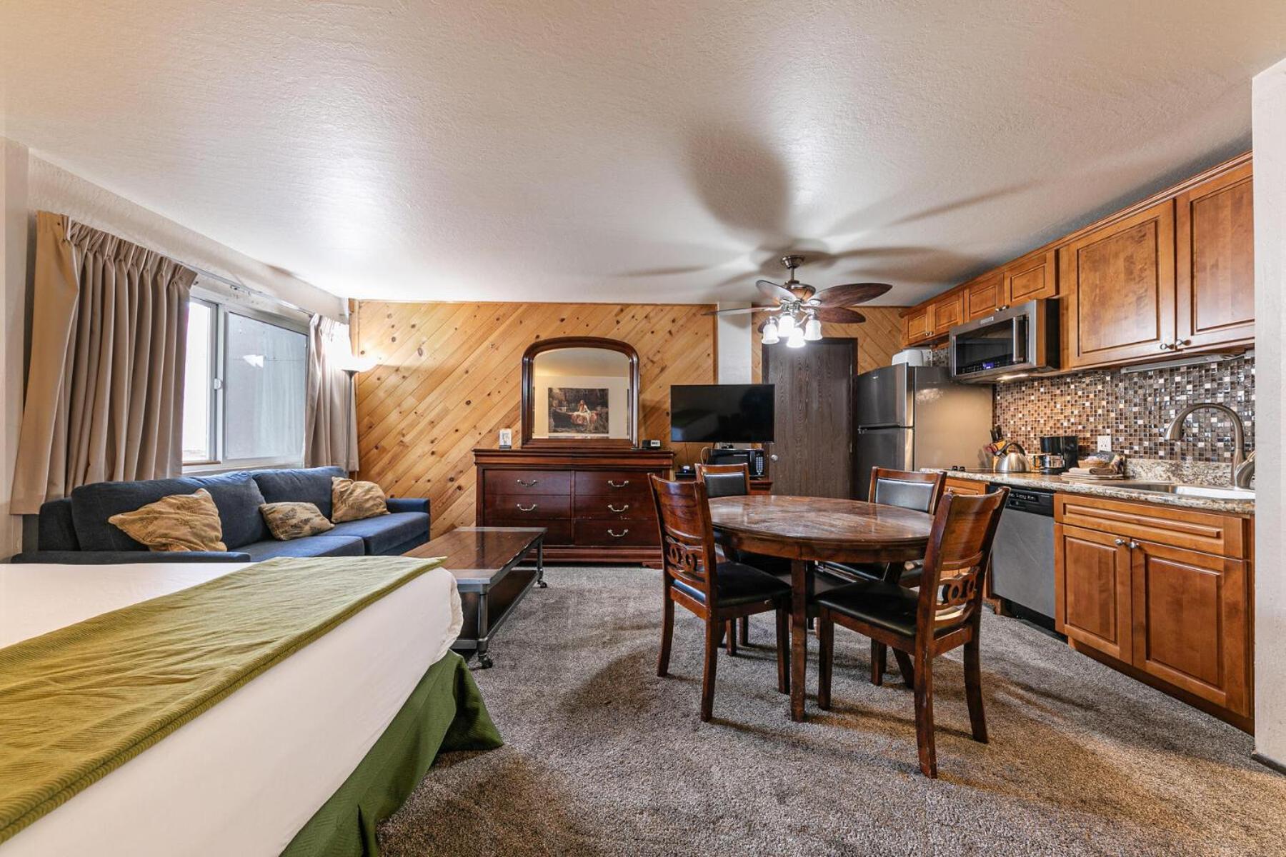 Cozy Studio W/Kitchenette Easily Accessible #113 At Donner Lake Village Truckee Exterior photo